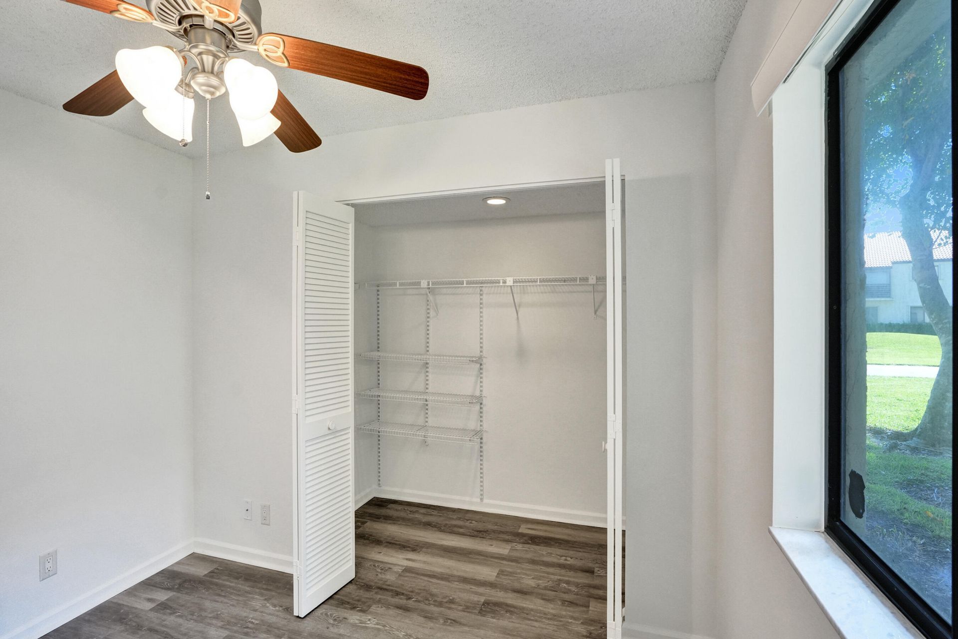 12 Vía De Casas Sur, Unit 101, Boynton Beach, FL 33426 Photo
