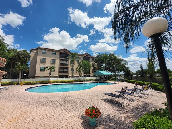 4300 NW 30th Street, Unit 147, Coconut Creek, FL 33066
