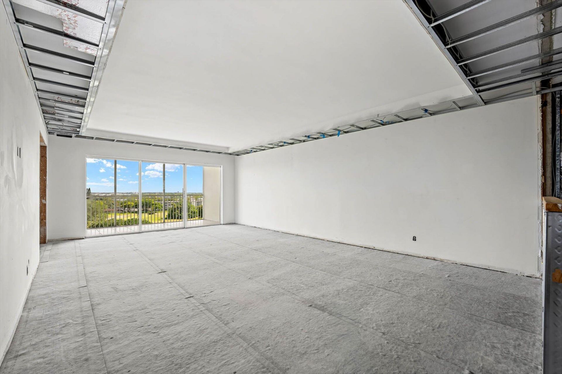 3050 N Palm Aire Drive, Unit 910, Pompano Beach, FL 33069 Photo