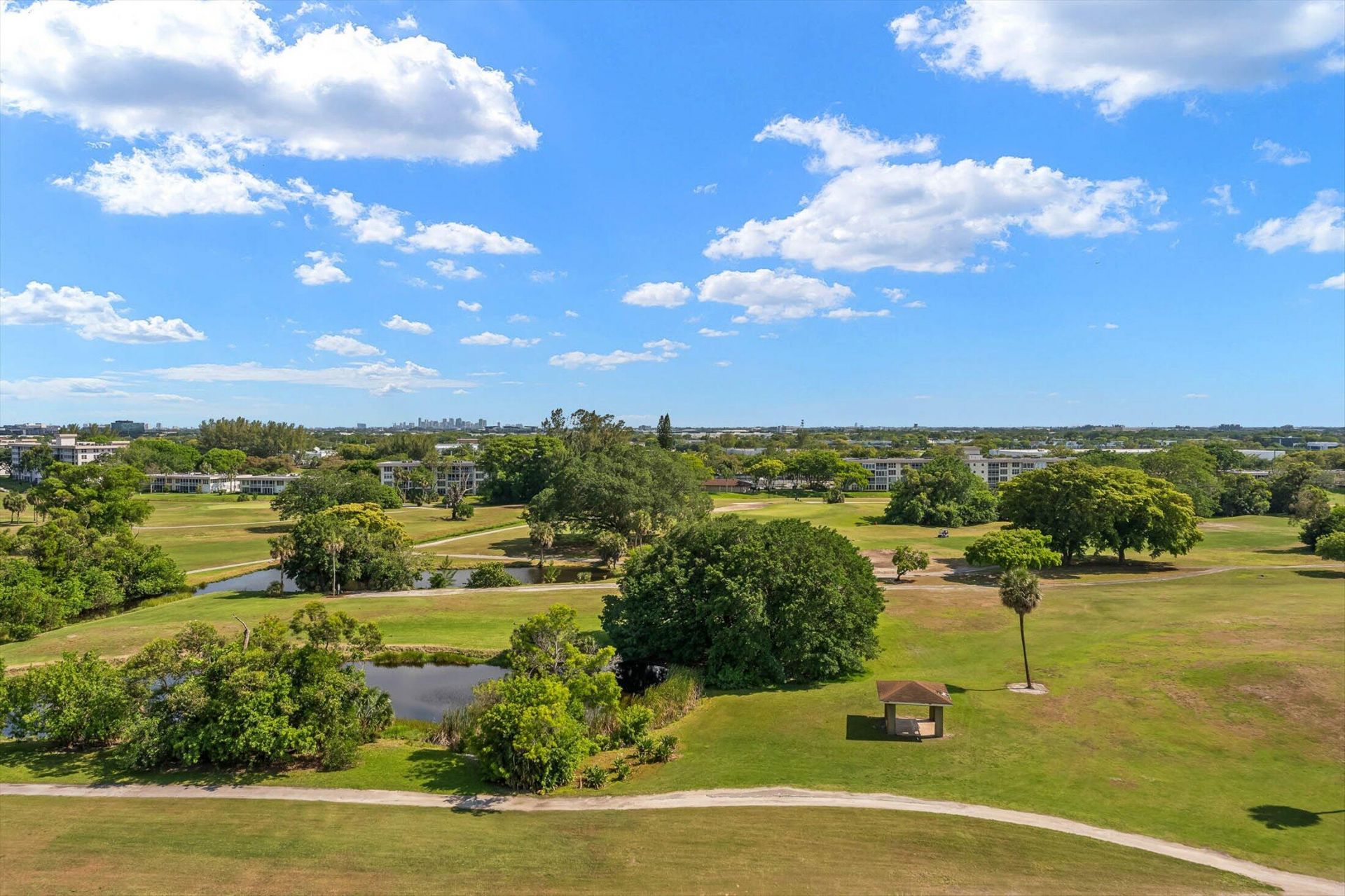 3050 N Palm Aire Drive, Unit 910, Pompano Beach, FL 33069 Photo