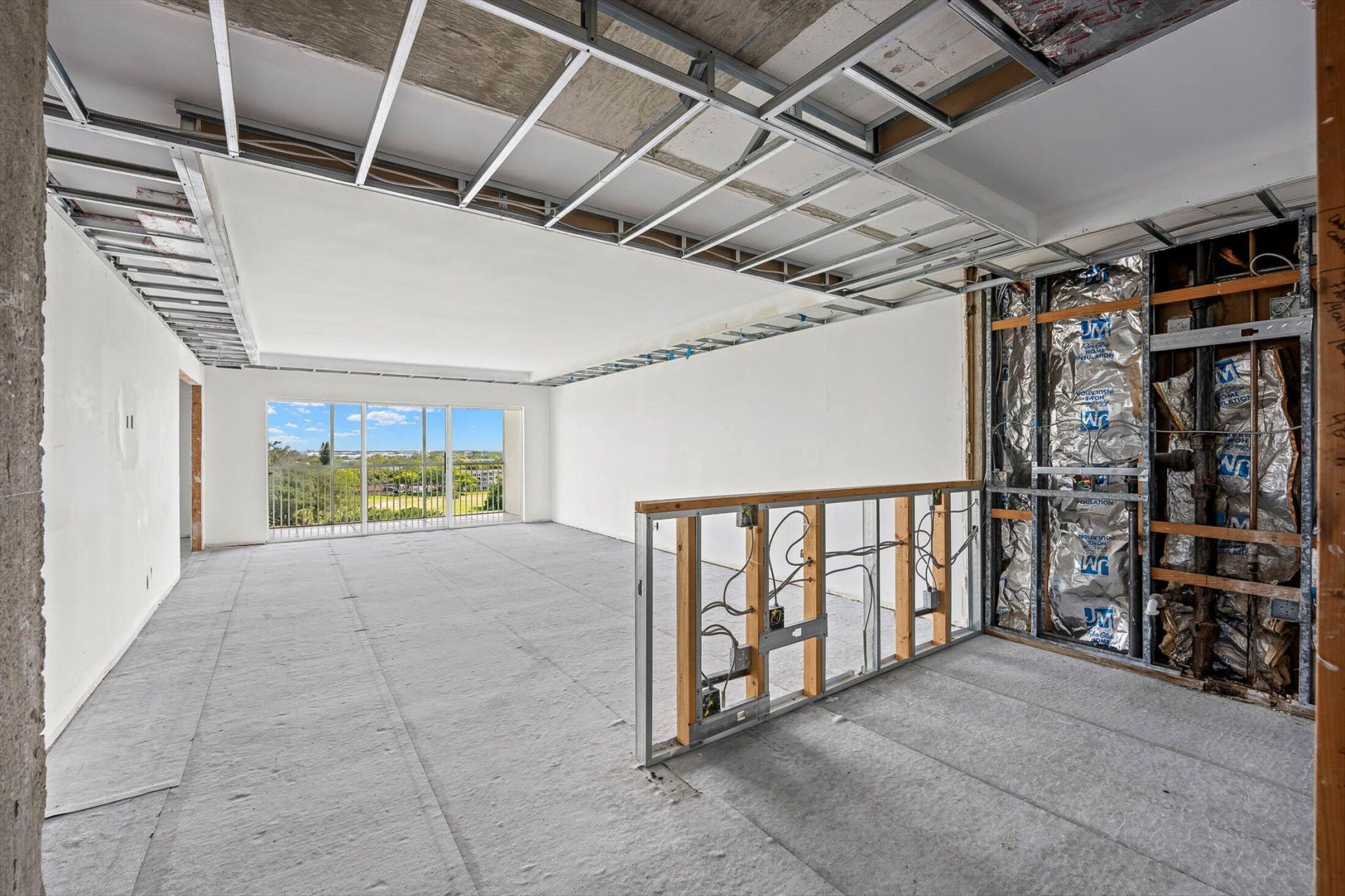 3050 N Palm Aire Drive, Unit 910, Pompano Beach, FL 33069 Photo