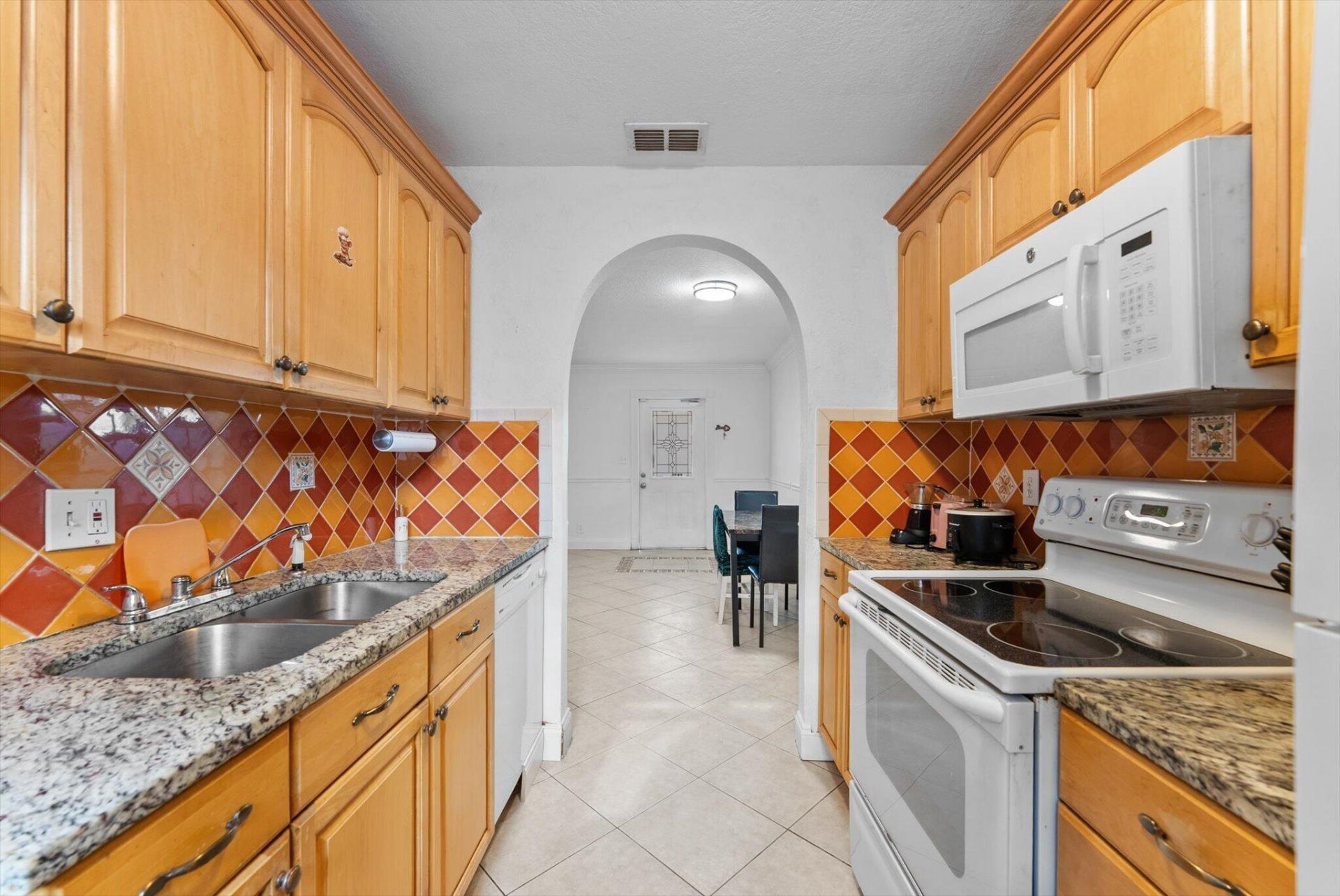 2831 N Seacrest Boulevard, Boynton Beach, FL 33435 Photo