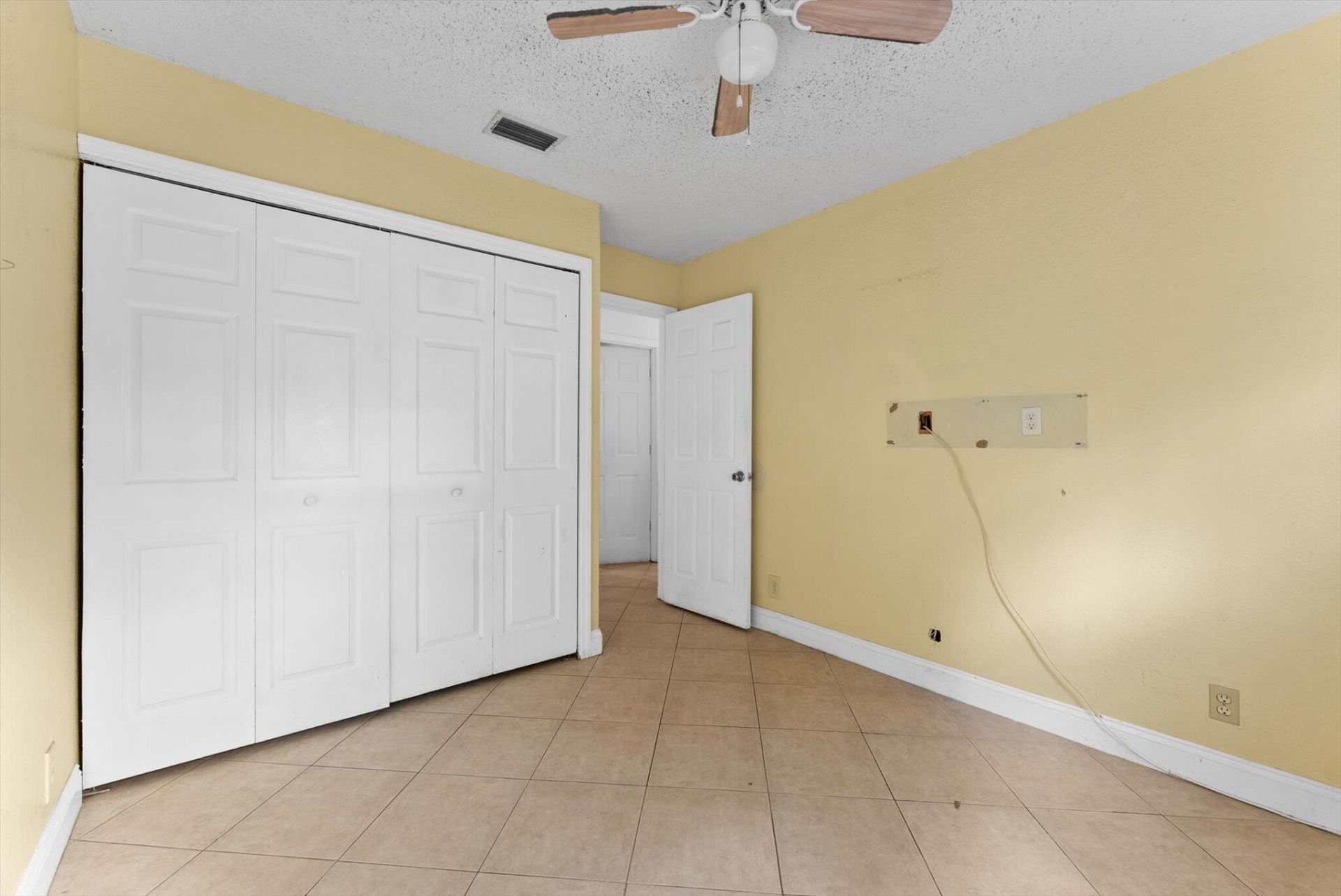 2831 N Seacrest Boulevard, Boynton Beach, FL 33435 Photo
