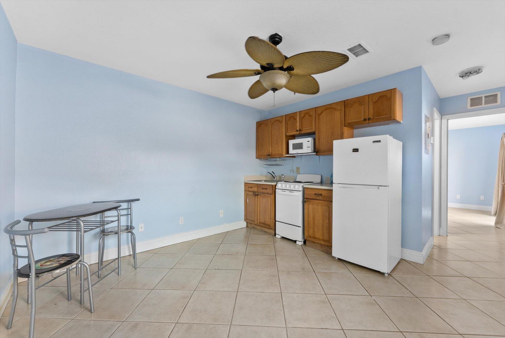 2831 N Seacrest Boulevard, Boynton Beach, FL 33435 Photo