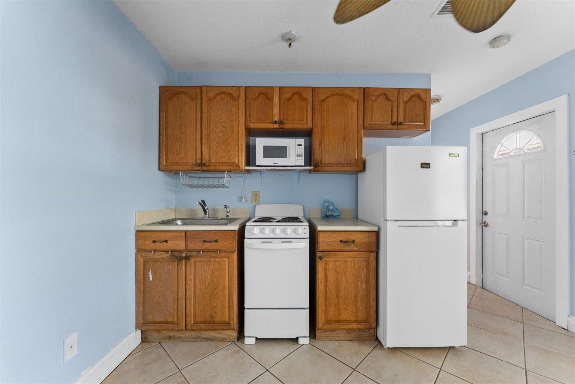 2831 N Seacrest Boulevard, Boynton Beach, FL 33435 Photo