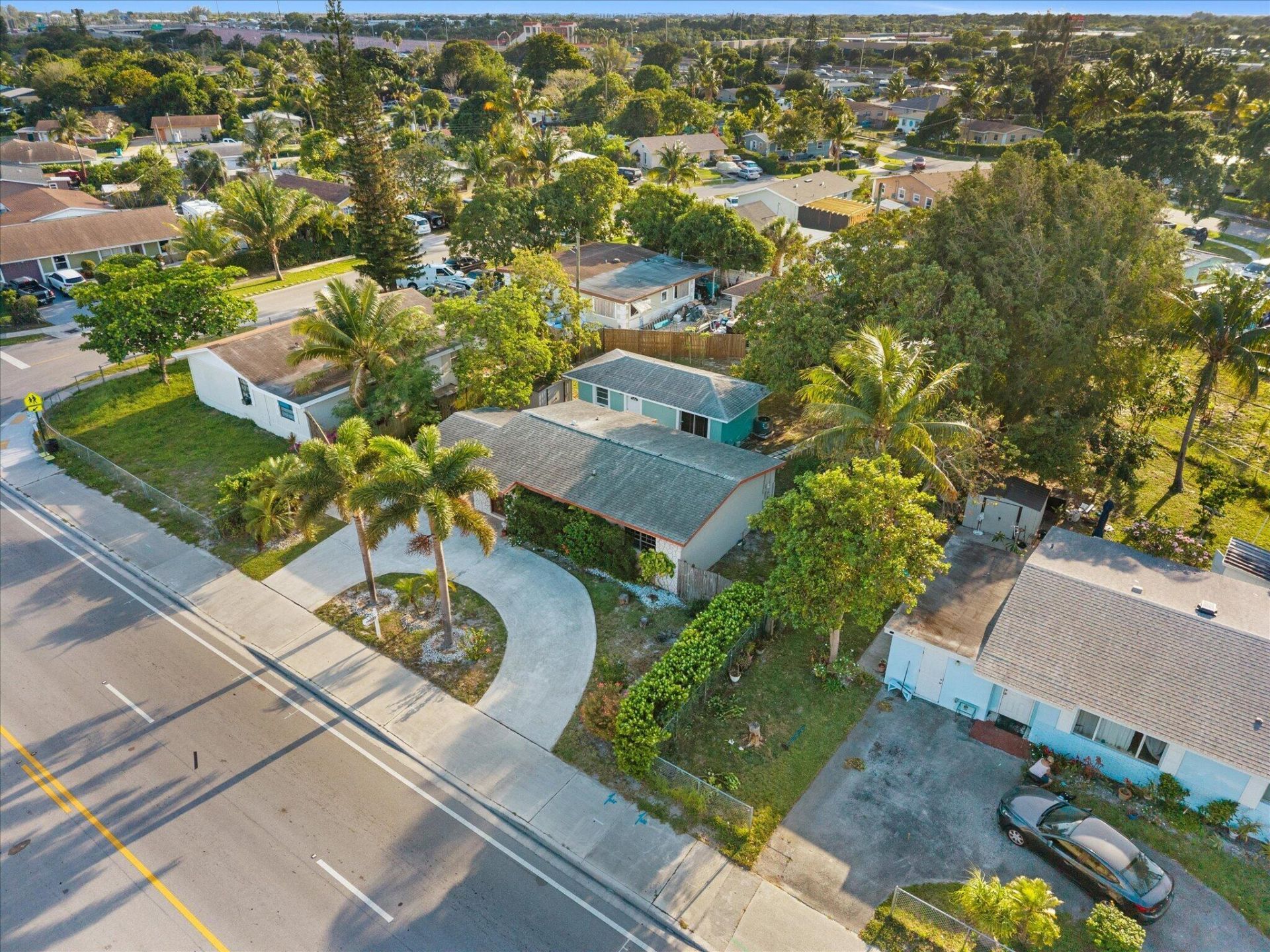 2831 N Seacrest Boulevard, Boynton Beach, FL 33435 Photo