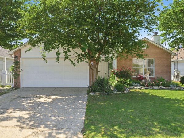 984 Southern Oaks Court, Fort Walton Beach, FL 32547