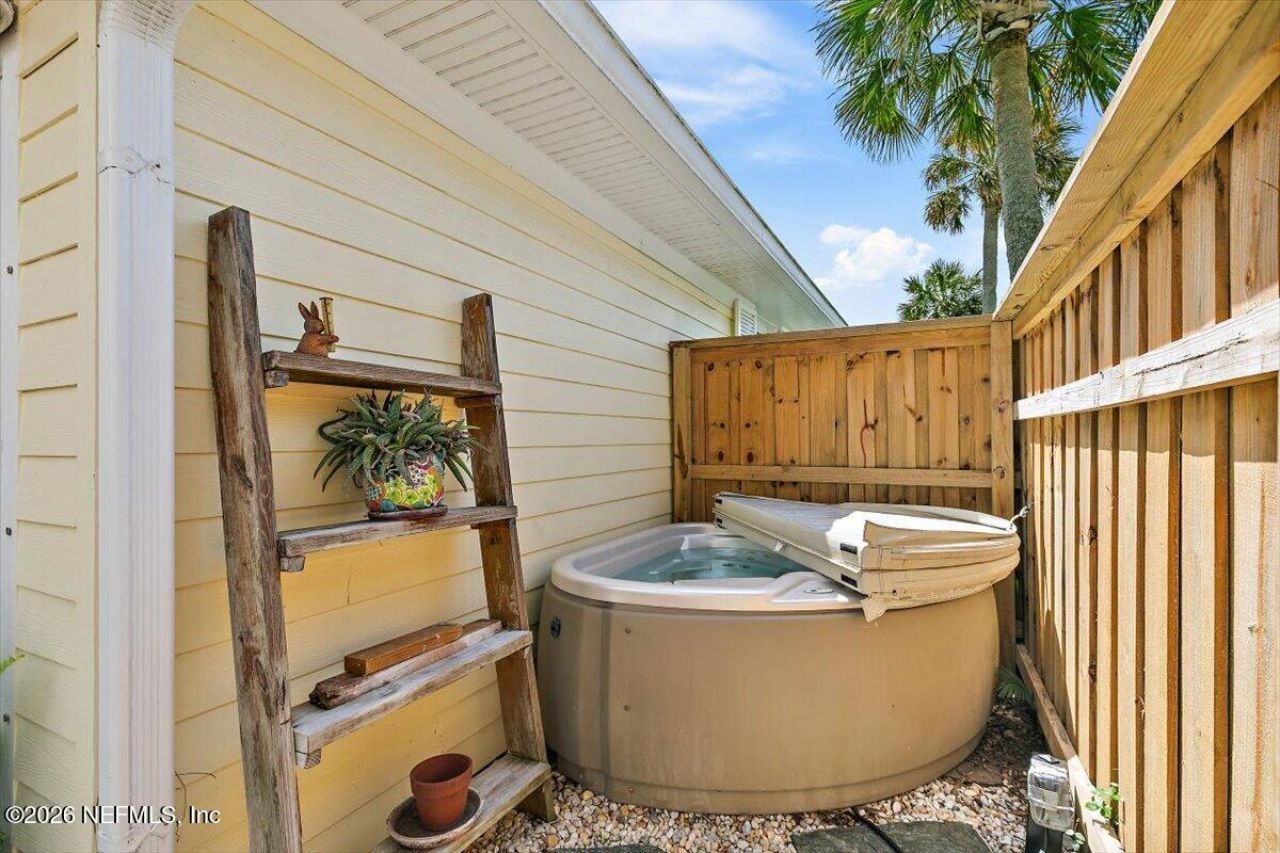137 35th Avenue S, Jacksonville Beach, FL 32250 Photo