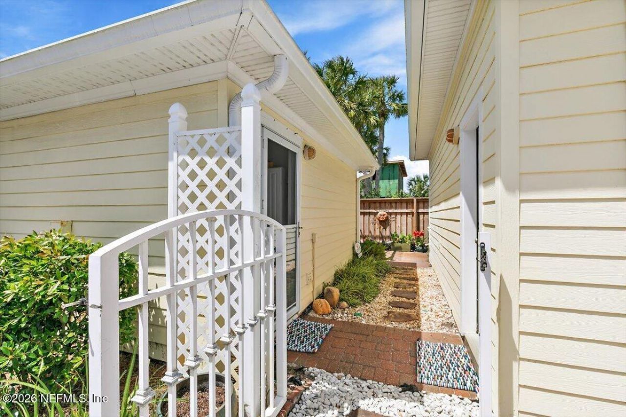137 35th Avenue S, Jacksonville Beach, FL 32250 Photo