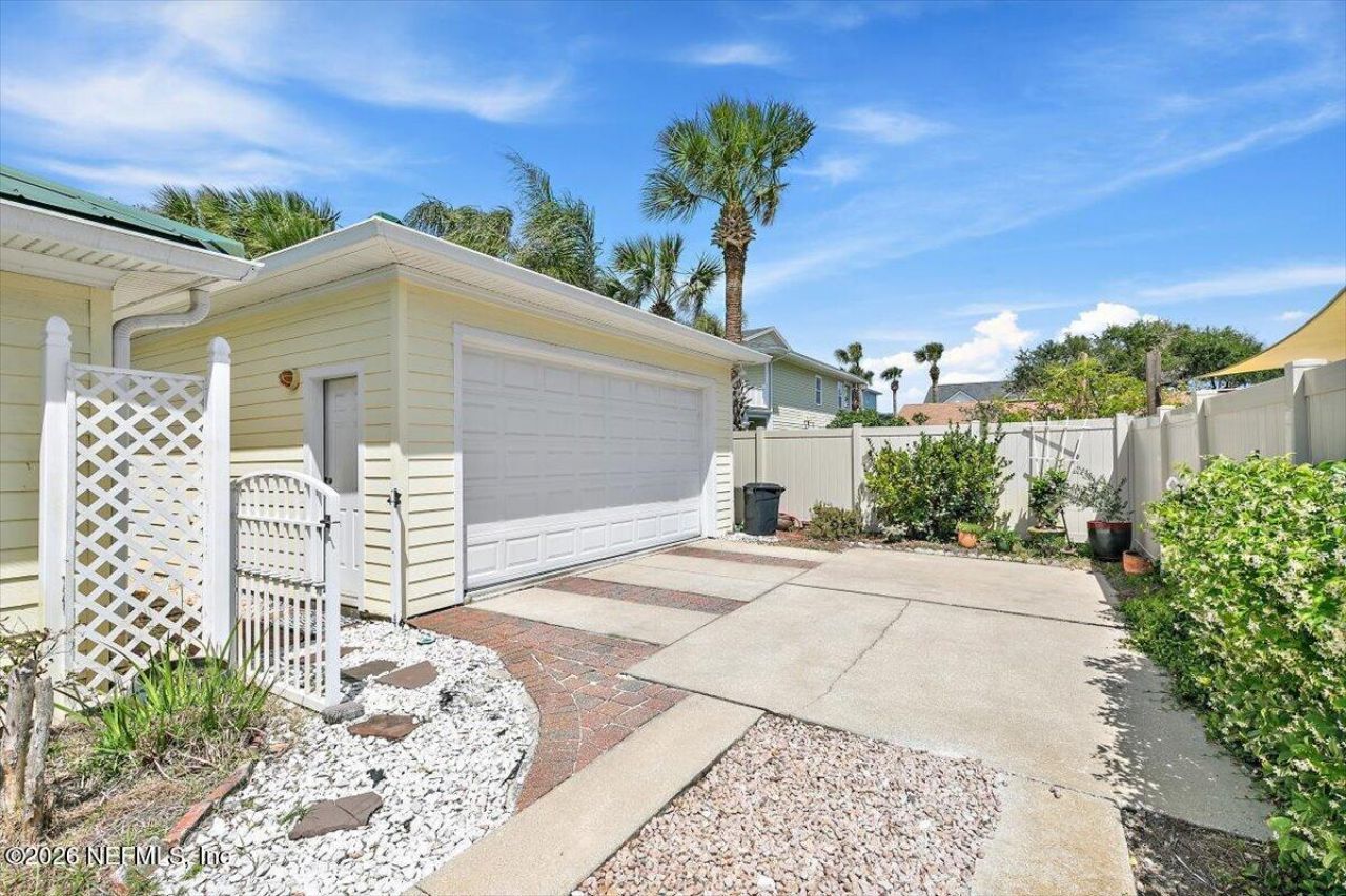 137 35th Avenue S, Jacksonville Beach, FL 32250 Photo