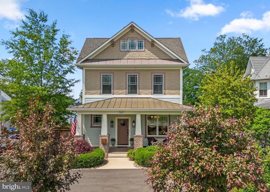 767 Monroe Street, Herndon, VA 20170 Main Photo