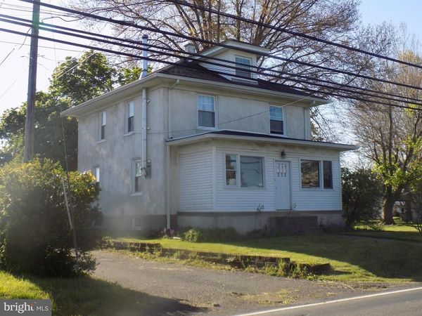 223 RICHLANDTOWN PIKE, QUAKERTOWN, PA 18951