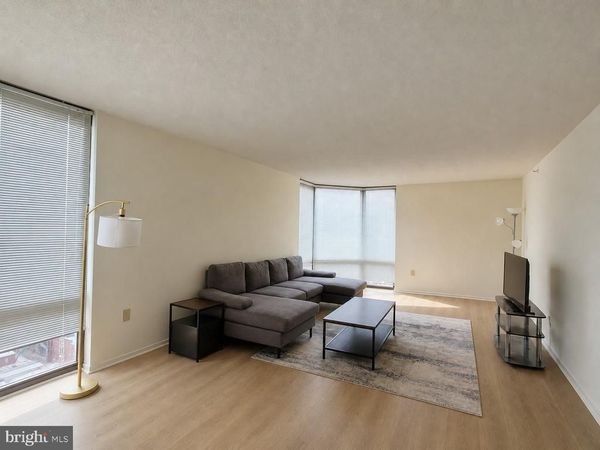 2020 WALNUT STREET, Unit 23L, PHILADELPHIA, PA 19103