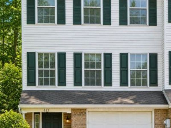 691 ROCKWOOD DRIVE , ELIZABETHTOWN, PA 17022