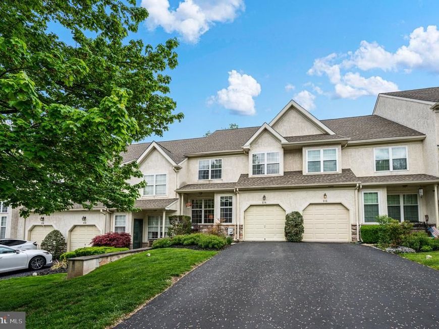 214 Brookdale Court, Dresher, PA 19025 Main Photo
