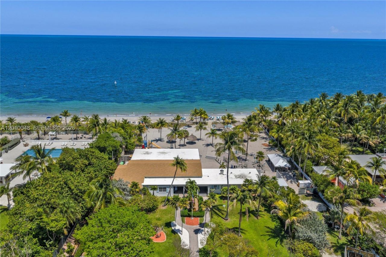 300 Sunrise Dr, Unit 1B, Key Biscayne, FL 33149 Photo