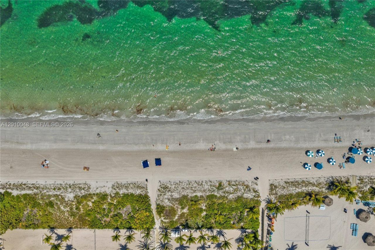 300 Sunrise Dr, Unit 1B, Key Biscayne, FL 33149 Photo