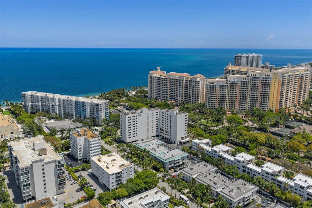 300 Sunrise Dr, Unit 1B, Key Biscayne, FL 33149 Photo