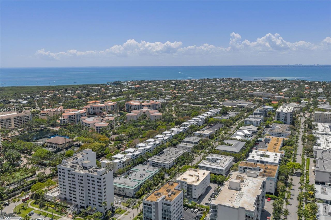 300 Sunrise Dr, Unit 1B, Key Biscayne, FL 33149 Photo