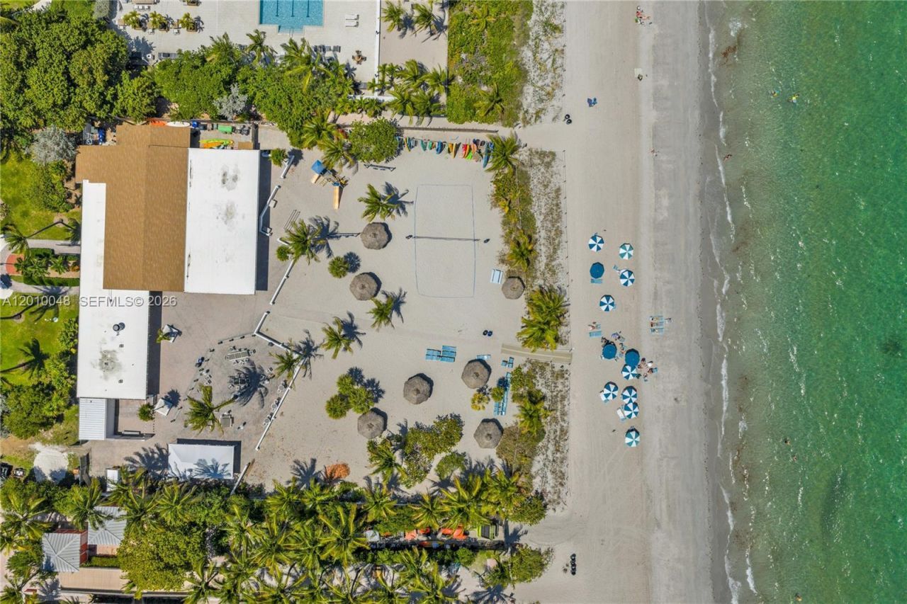 300 Sunrise Dr, Unit 1B, Key Biscayne, FL 33149 Photo