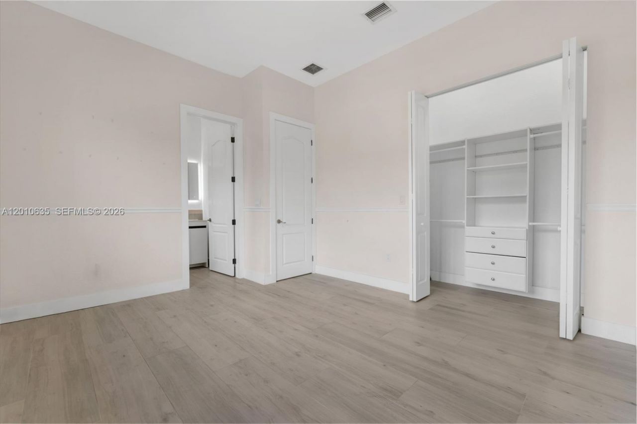 483 SW 147th Ter, Unit 2-48, Pembroke Pines, FL 33027 Photo