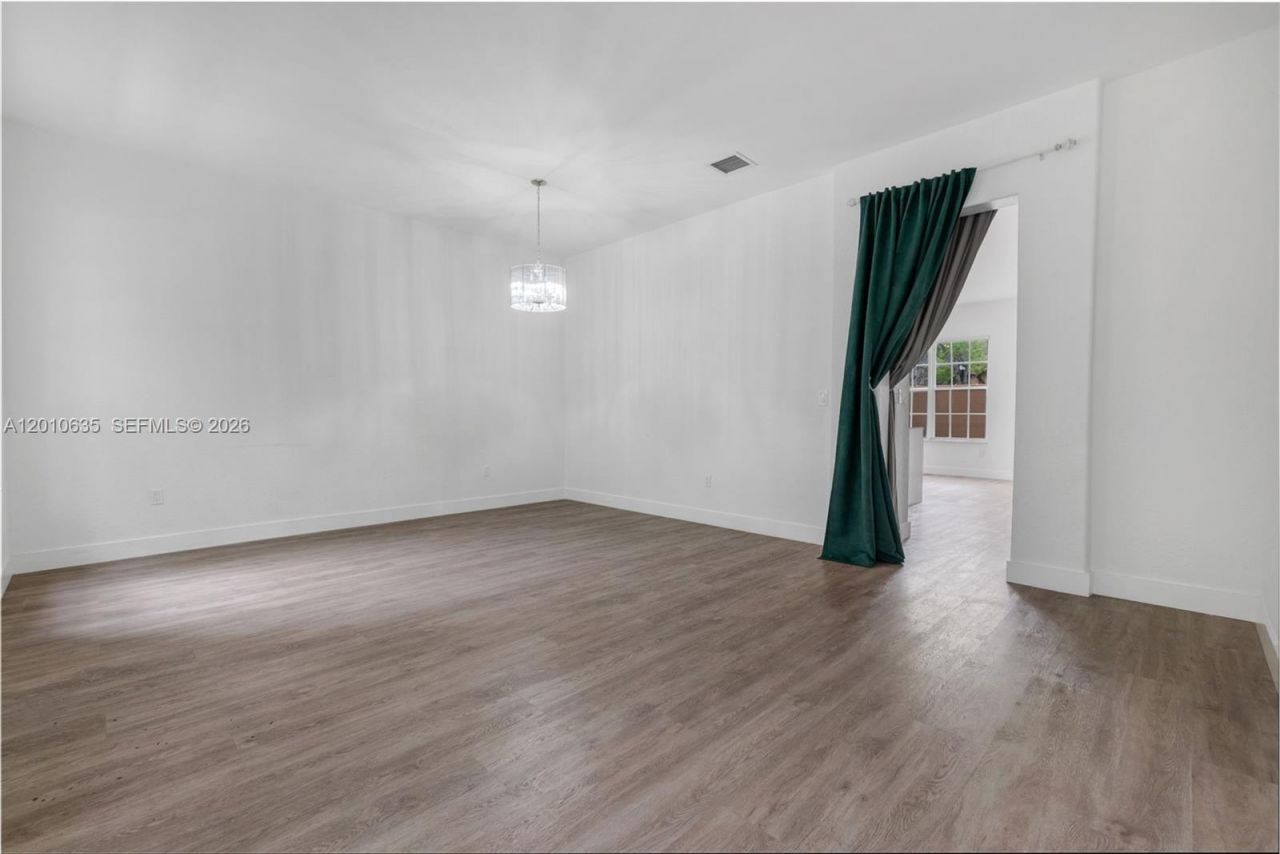 483 SW 147th Ter, Unit 2-48, Pembroke Pines, FL 33027 Photo