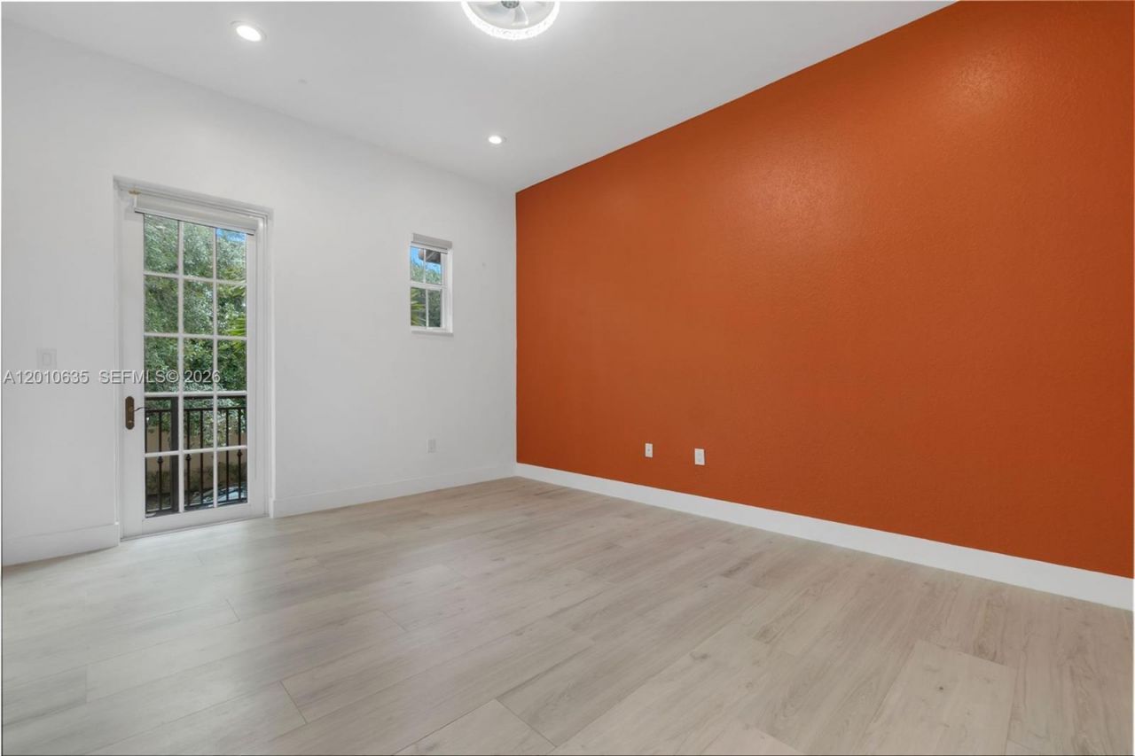 483 SW 147th Ter, Unit 2-48, Pembroke Pines, FL 33027 Photo