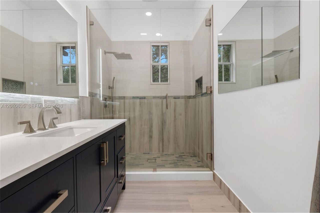483 SW 147th Ter, Unit 2-48, Pembroke Pines, FL 33027 Photo