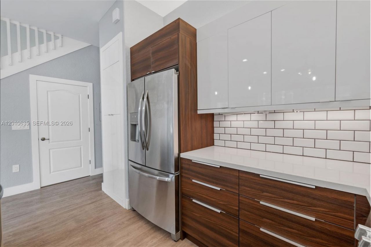 483 SW 147th Ter, Unit 2-48, Pembroke Pines, FL 33027 Photo