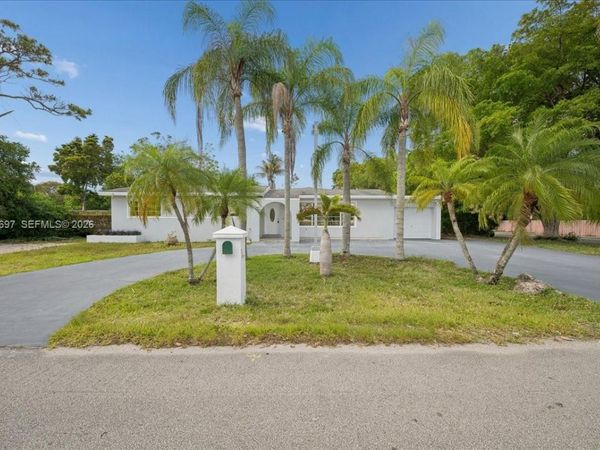9280 SW 164th St , Palmetto Bay, FL 33157