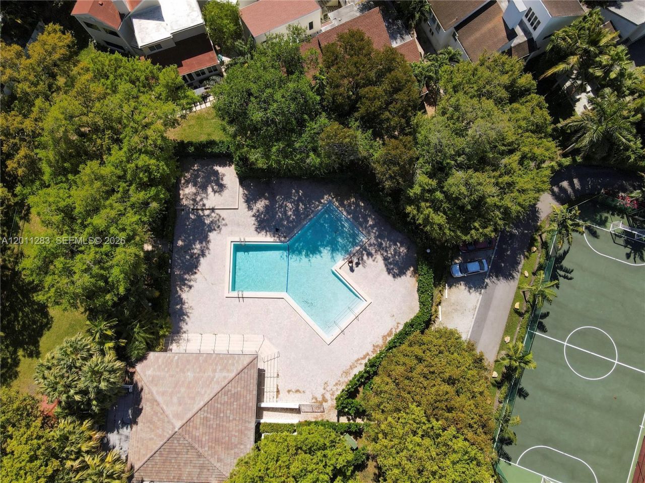 1981 S Oak Haven Cir, Unit 1981, Miami, FL 33179 Photo