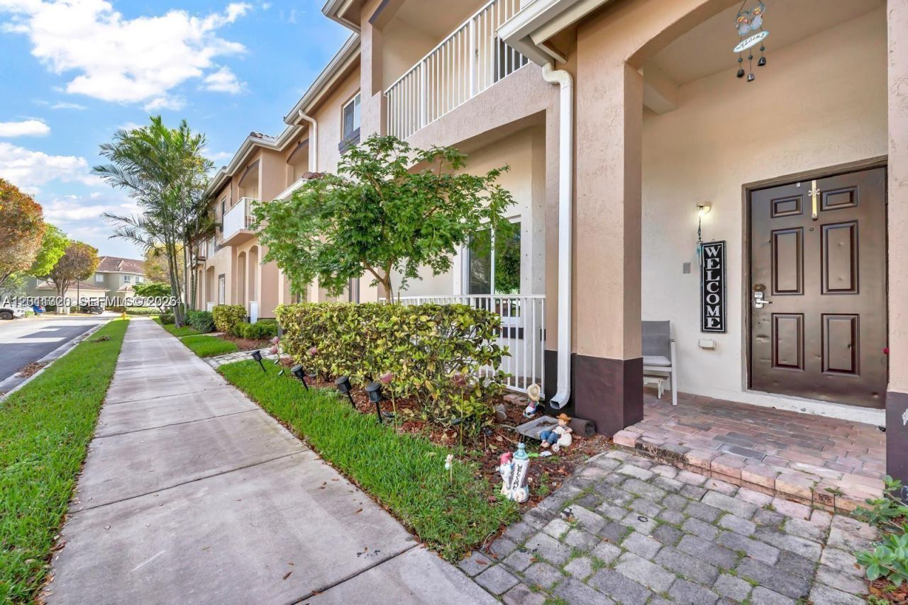 1942 SE 23rd Ter , Homestead, FL 33035 Photo