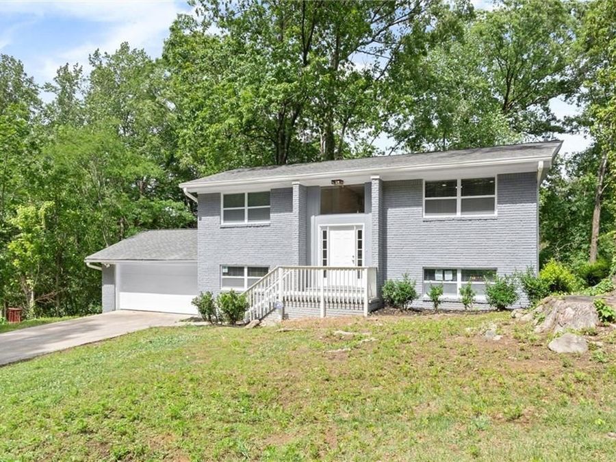 Property Image 4