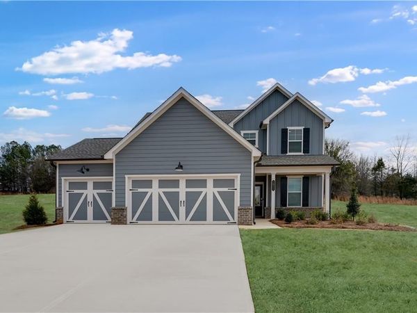 1011 Reagan Drive, Madison, GA 30650