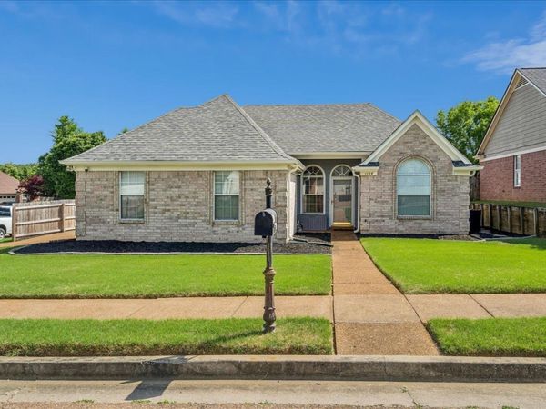 1148 BREEZY VALLEY DR, Cordova, TN 38018