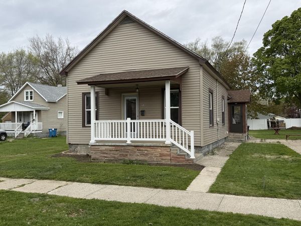 52 Iona Avenue, Muskegon, MI 49442