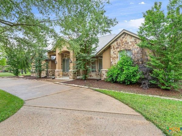 228 Claremont Drive , Belton, TX 76513