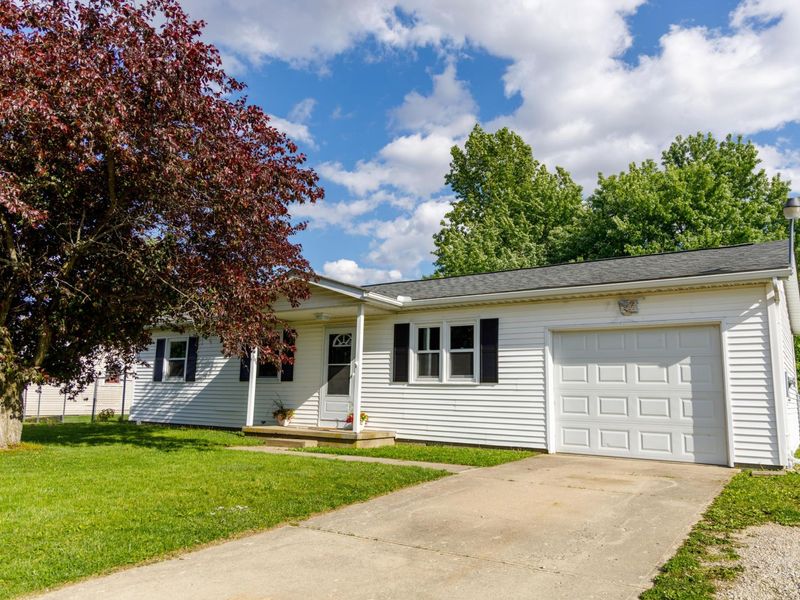 118 Berkshire Road, London, OH 43140 Photo 1