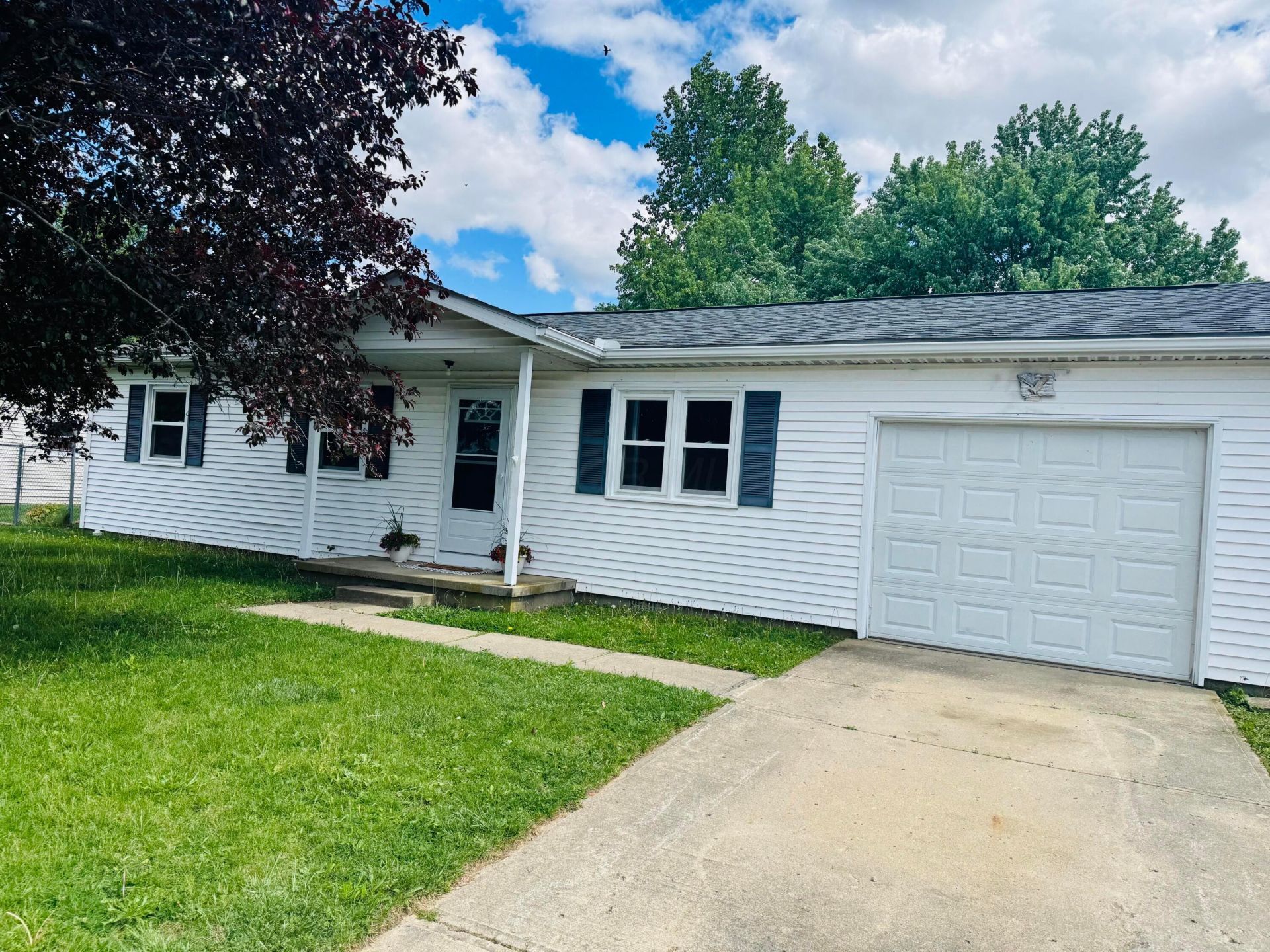 118 Berkshire Road , London, OH 43140 Main Photo