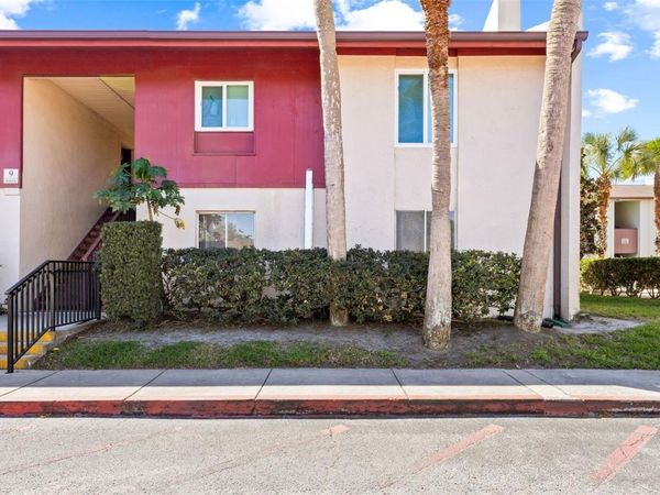 8601 HURON CT , Unit 44, TAMPA, FL 33614