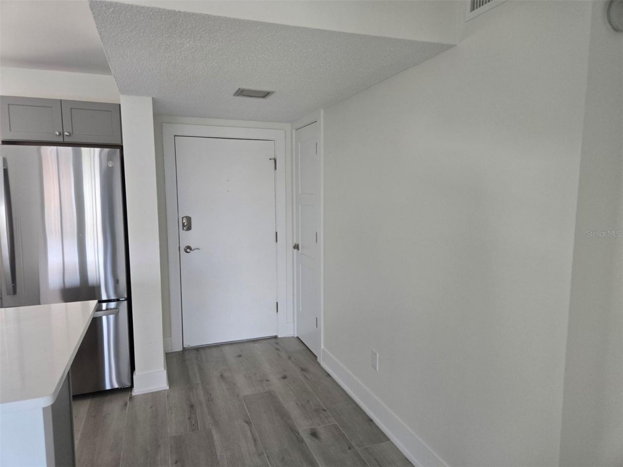 1300 N Portofino Drive, Unit 406, Sarasota, FL 34242 Photo