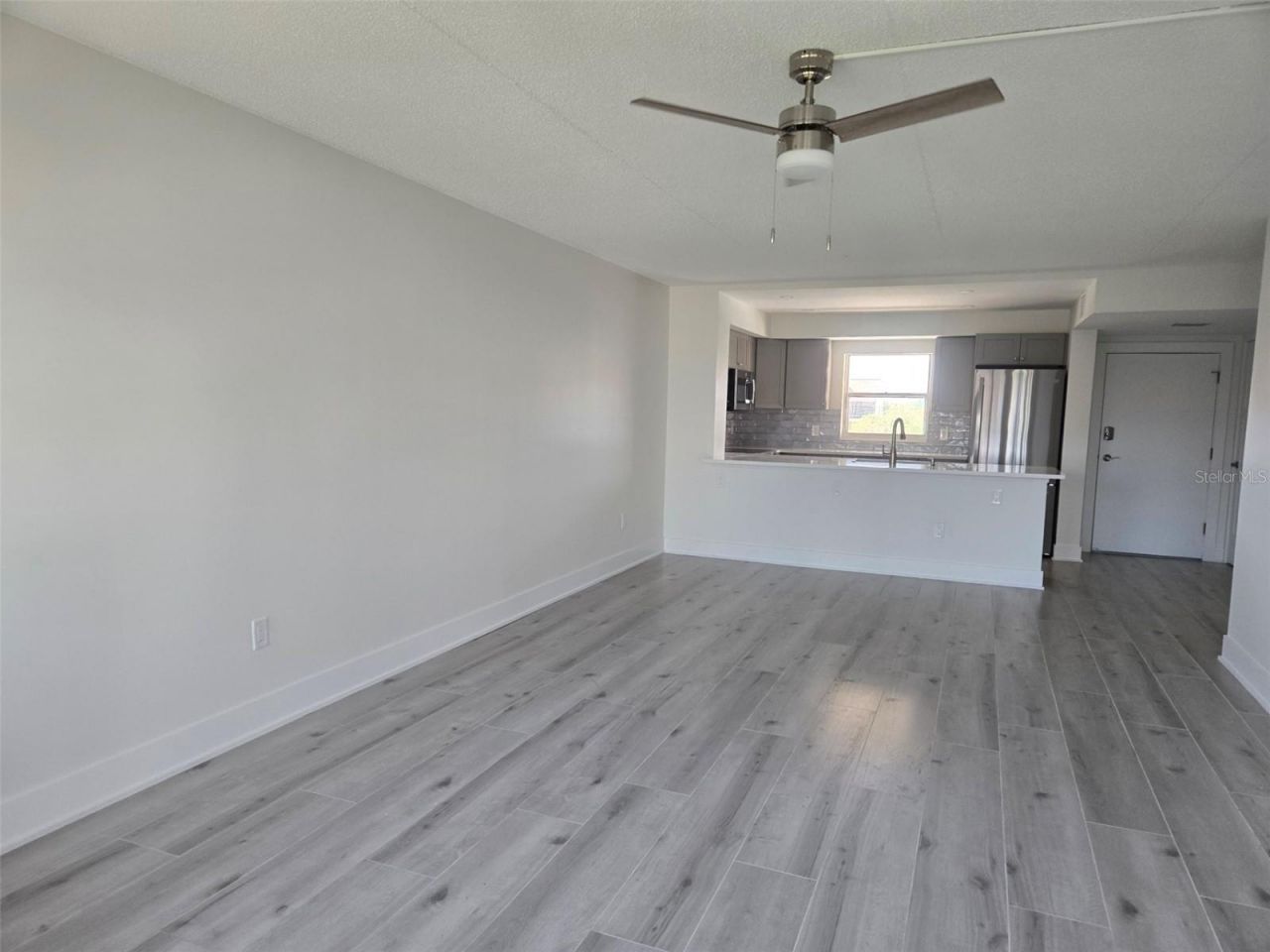 1300 N Portofino Drive, Unit 406, Sarasota, FL 34242 Photo