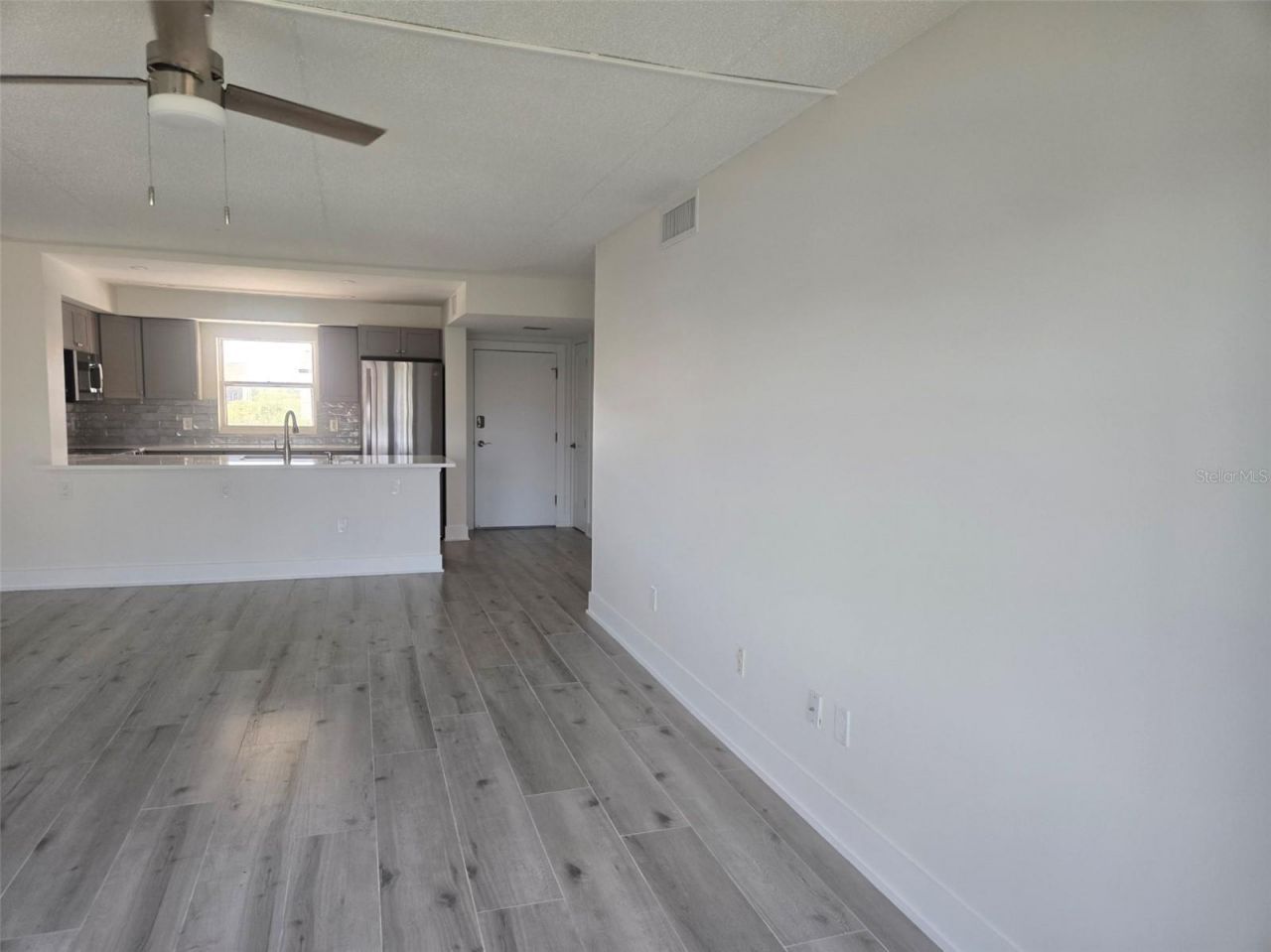 1300 N Portofino Drive, Unit 406, Sarasota, FL 34242 Photo