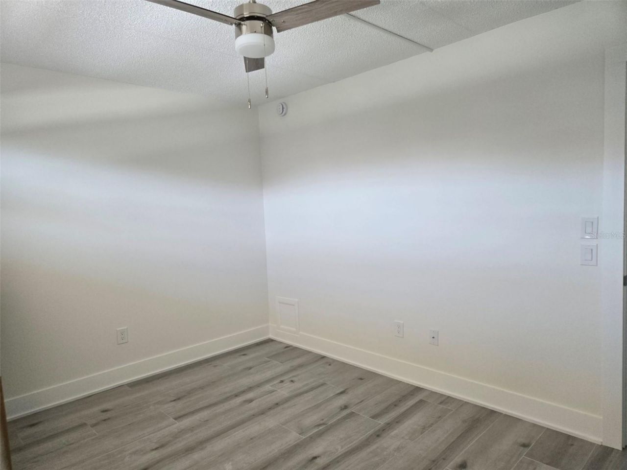 1300 N Portofino Drive, Unit 406, Sarasota, FL 34242 Photo
