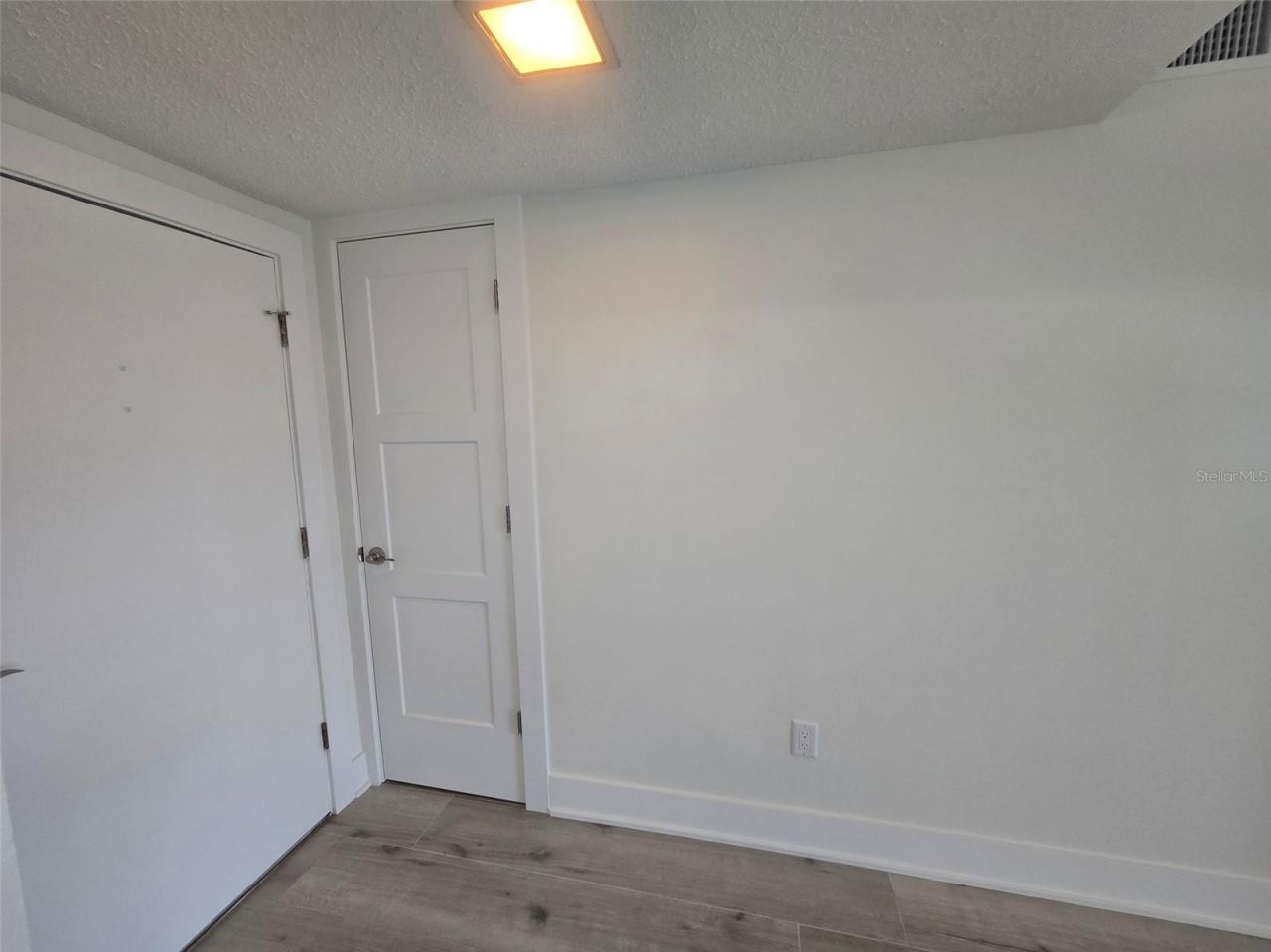 1300 N Portofino Drive, Unit 406, Sarasota, FL 34242 Photo
