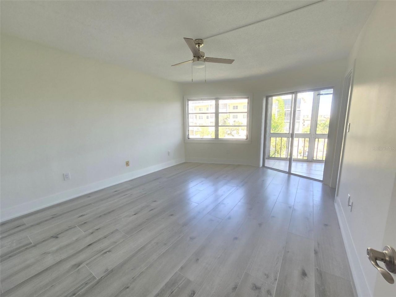1300 N Portofino Drive, Unit 406, Sarasota, FL 34242 Photo
