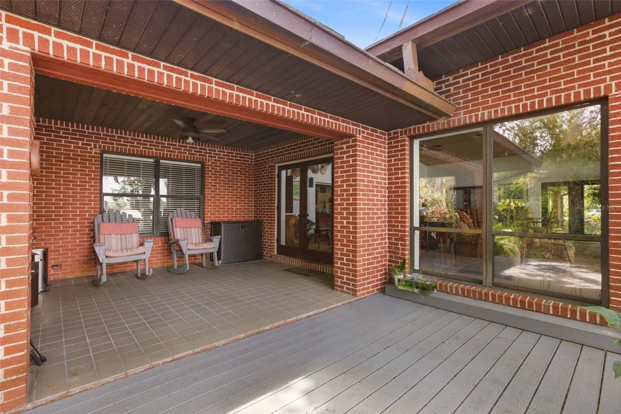 4910 E Lake Drive, Winter Springs, FL 32708 Photo