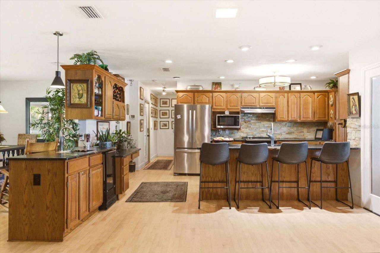 4910 E Lake Drive, Winter Springs, FL 32708 Photo