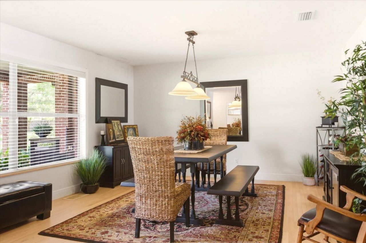 4910 E Lake Drive, Winter Springs, FL 32708 Photo
