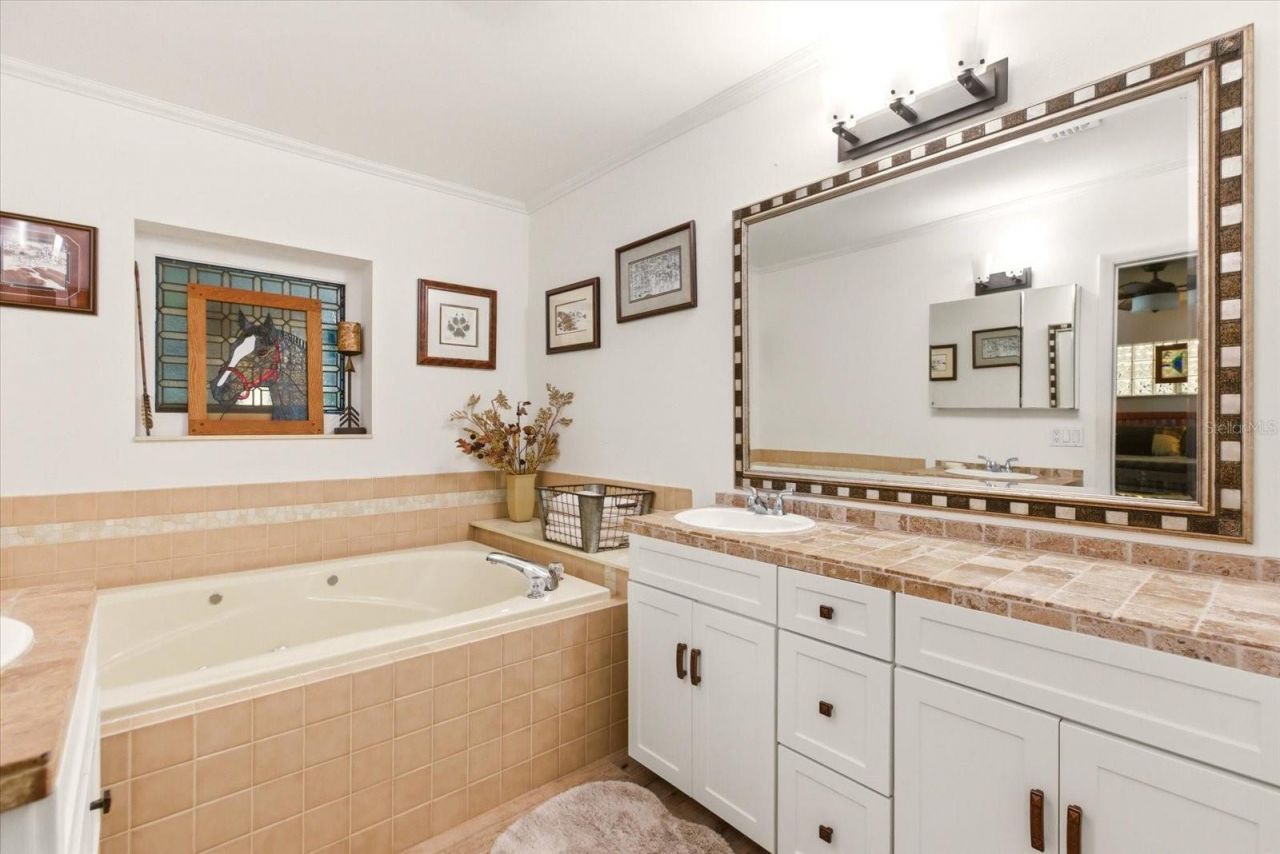 4910 E Lake Drive, Winter Springs, FL 32708 Photo